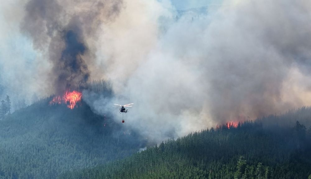 Incendio en Puerto Patriada, El Hoyo. (Gobierno de Chubut). Incendio en Puerto Patriada, El Hoyo. (Gobierno de Chubut).