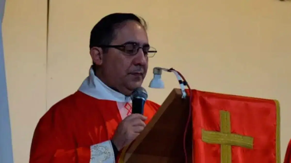 Rodrigo Enrique Vázquez, sacerdote de Pergamino﻿.
