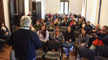 El ministro Javier Rodríguez frente a los productores de la Agricultura Familiar. (Prensa MDA)