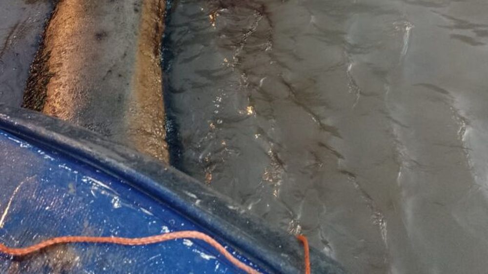 Nuevo derrame de Oiltaking en la ría de Bahía Blanca.