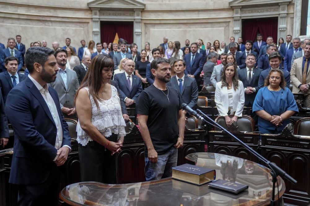 Jura de los diputados Moyano, Barrios y Grabois.