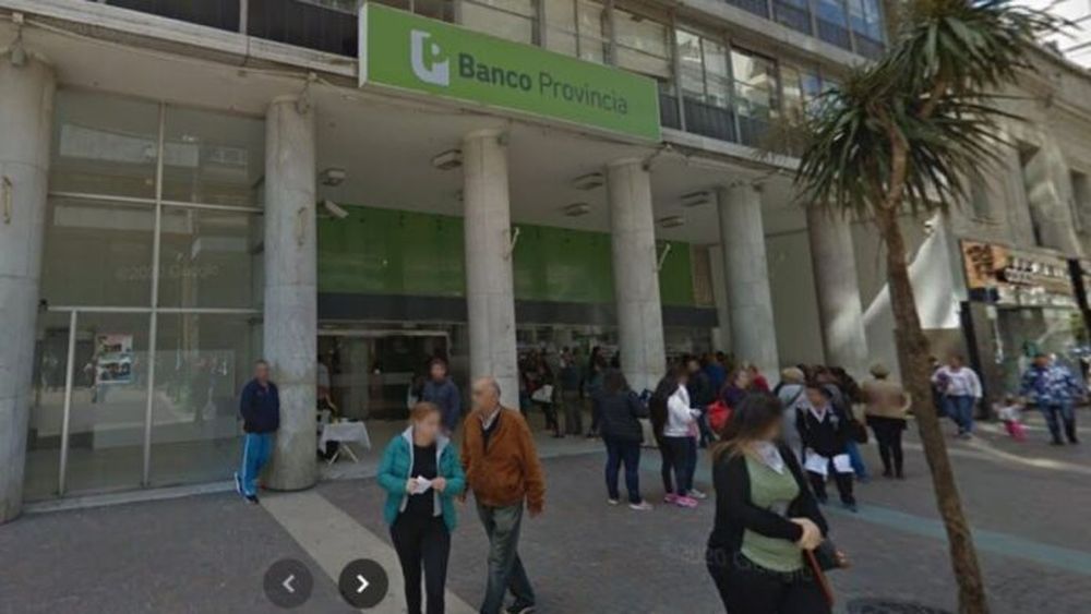 El Banco Provincia en el centro de Mar del Plata, donde funciona el tesoro regional del BCRA. - Google Maps -