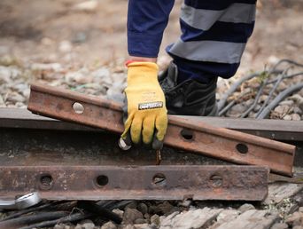 La mano de un trabajador. (Agencia Xinhua) La mano de un trabajador. (Agencia Xinhua)