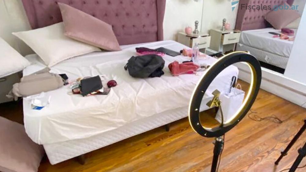 Explotación Sexual en Entornos Digitales. - Fiscales -