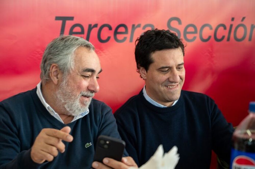 Miguel Fernández junto a Maximiliano Abad.
