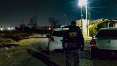 Uno de los allanamientos en un búnker de drogas en San Nicolás. (El Norte)