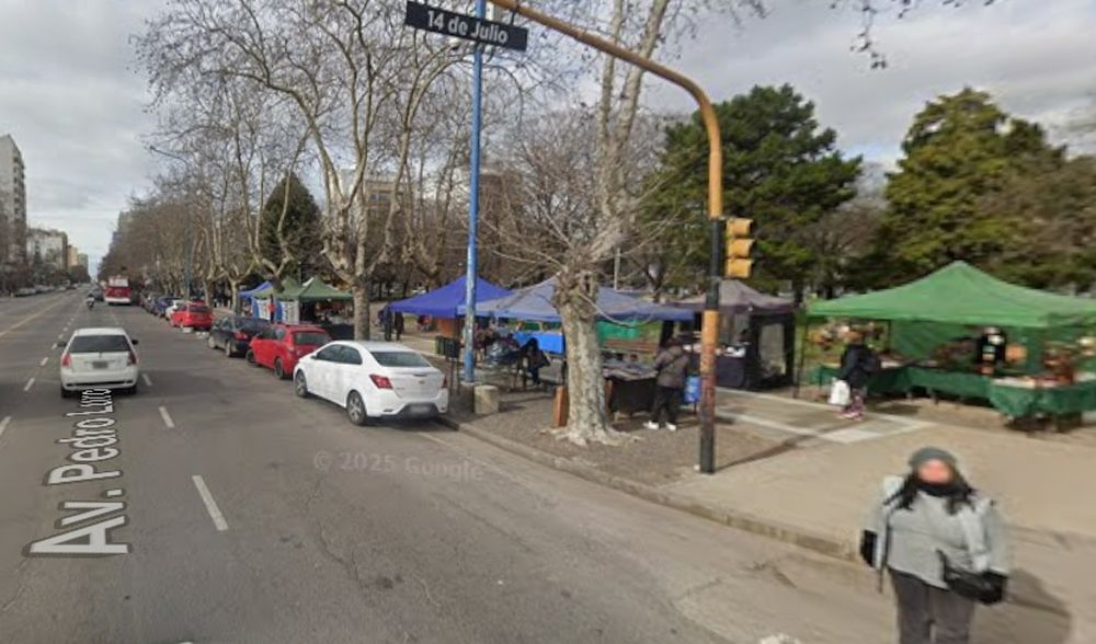 Una mujer fue violada por un hombre que conoció en la Plaza Rocha de Mar del Plata.