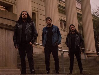 Inacayal, banda de rock pesado que reivindica los pueblos originarios. Inacayal, banda de rock pesado que reivindica los pueblos originarios.