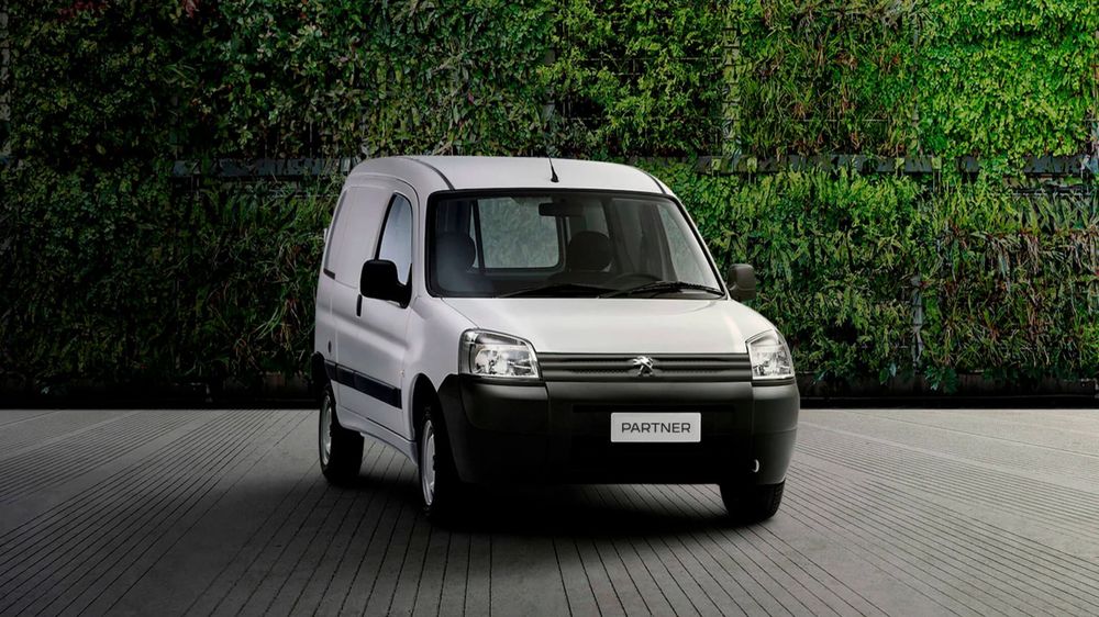 Peugeot le dice chau a la Partner argentina.