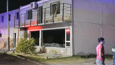 Así quedó el hogar de ancianos incendiado en Olavarría.