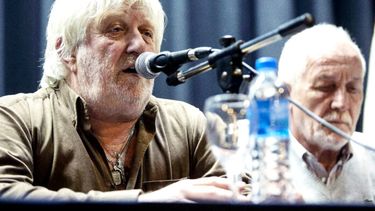 El secretario general de APSEE en declaraciones radiales.