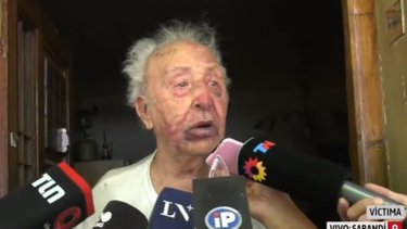 El jubilado fue salvajemente golpeado por los ladrones que lo sorprendieron mientras dormía. (Imagen de TV)