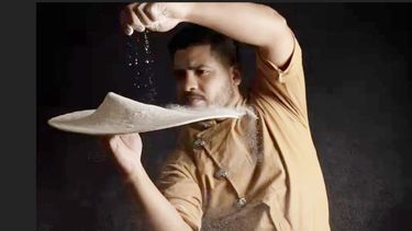 Ezequiel Ortigoza hizo girar sobre su cabeza una masa de más de 6 kilos y un metro y medio de diámetro.&nbsp;