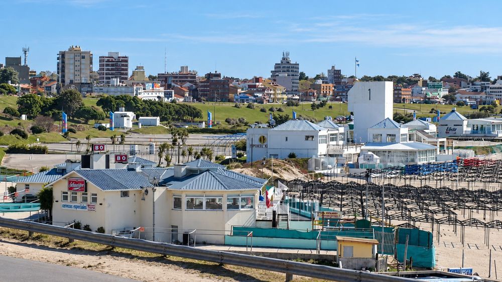El complejo de balnearios Punta Mogotes.