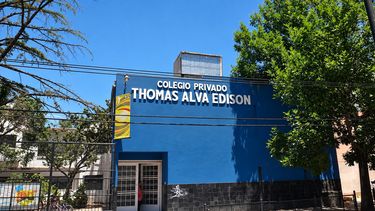 El colegio Thomas Alva Edison de Ituzaingó.