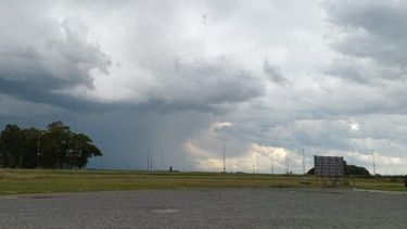 Las condiciones inestables, con tormentas fuertes, granizo y ráfagas continúan para un sector de la provincia de Buenos Aires. (DIB)