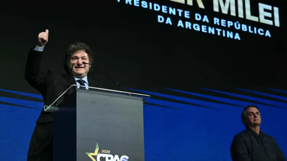 El presidente Javier Milei encabezó este domingo la Conferencia de Política de Acción Conservadora (CPAC) en la ciudad de Camboriú, en Brasil, junto al exmandatario de ese país, Jair Bolsonaro.