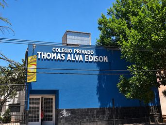 El colegio Thomas Alva Edison de Ituzaingó.