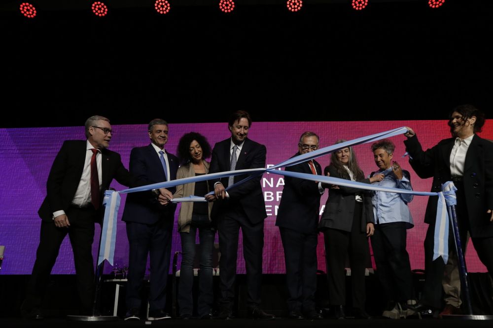 La ceremonia de apertura de la 50ª Feria Internacional del Libro.