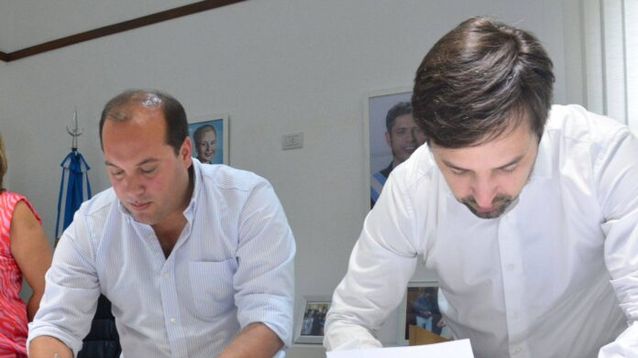 El ministro de Salud, Nicolás Kreplak, y el intendente Francisco Recoulat. - Trenque Lauquen -