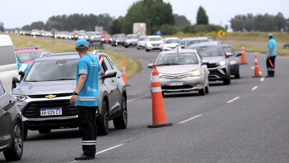 Un control en una ruta a la costa atlántica.&nbsp;