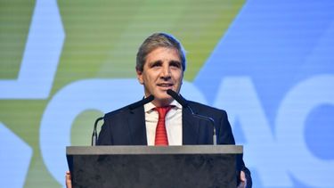 El ministro de Economía, Luis Caputo.
