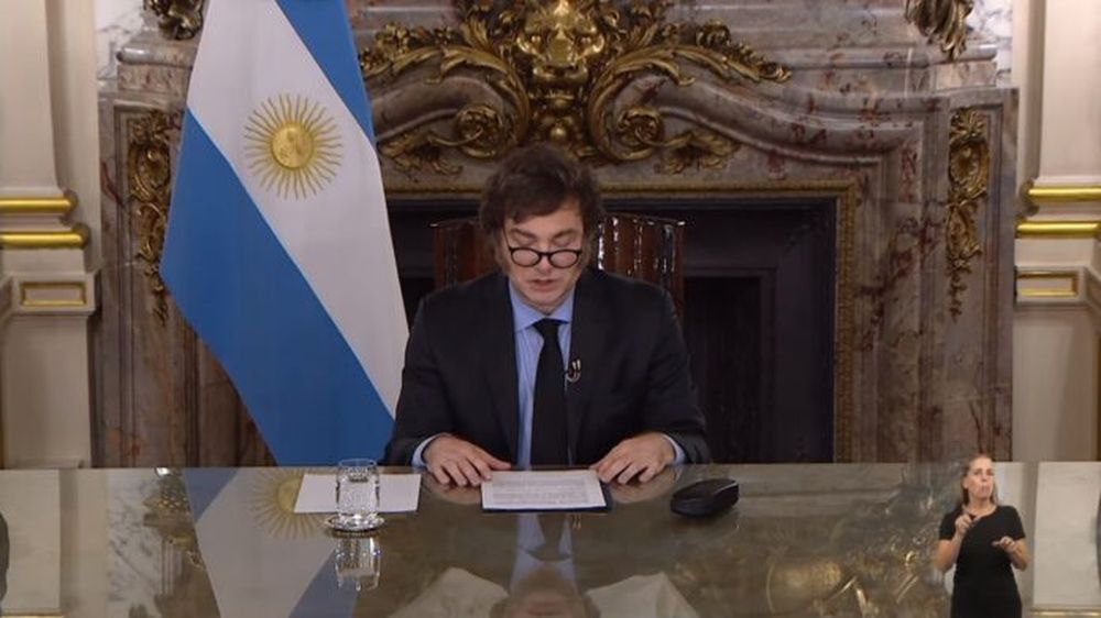 El presidente Javier Milei y un balance de gestión por cadena nacional. - Captura de TV -