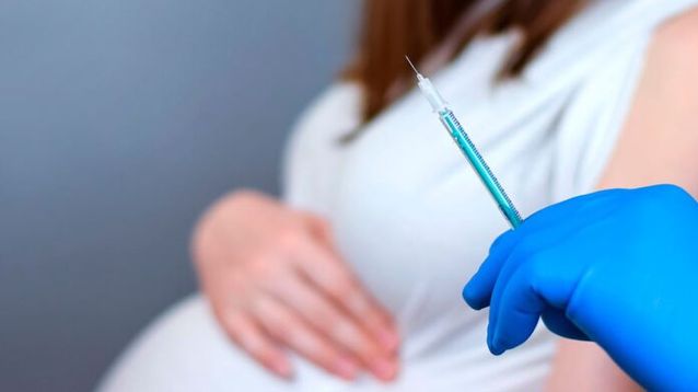 La vacuna contra el Virus Sincicial Respiratorio ya está incluida en el Calendario Nacional de Vacunación y se aplica a personas gestantes.