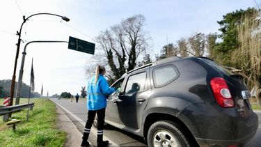 Un control de tránsito en una ruta.