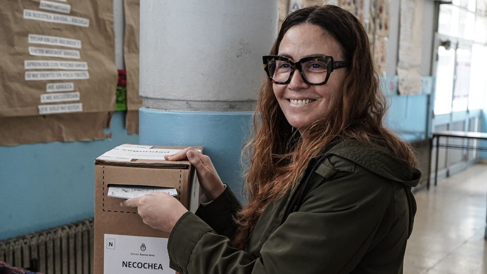 Jimena López votó en Necochea en el día de su cumpleaños.