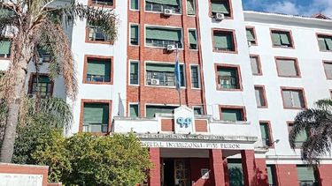 avellaneda: un hombre apunalo a su pareja en el auto, su hija logro escapar y el se suicido