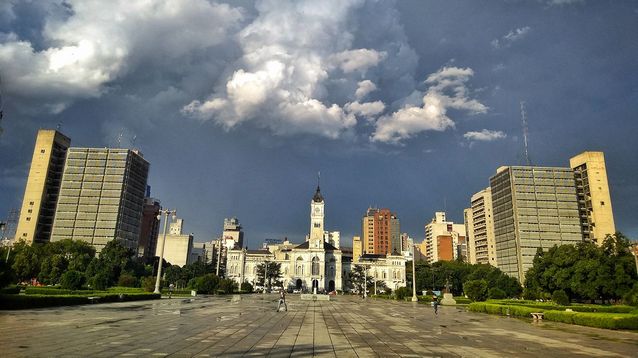 Vuelven las tormentas a la provincia de Buenos Aires. El fin de semana llega el frente frío definitivo.