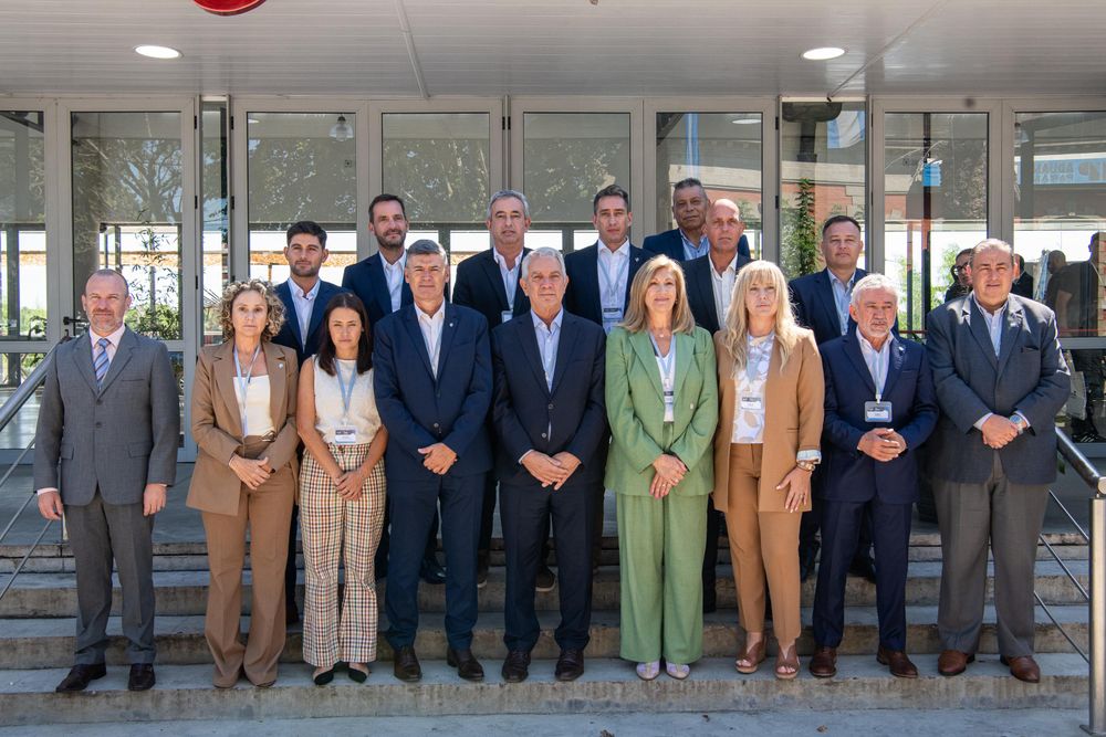 Los intendentes de la reunión de Paraná.&nbsp;