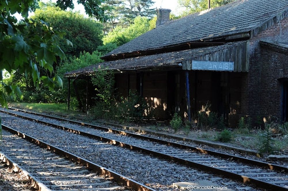 La estación de El Paraíso hoy está abandonada. La estación de El Paraíso hoy está abandonada.