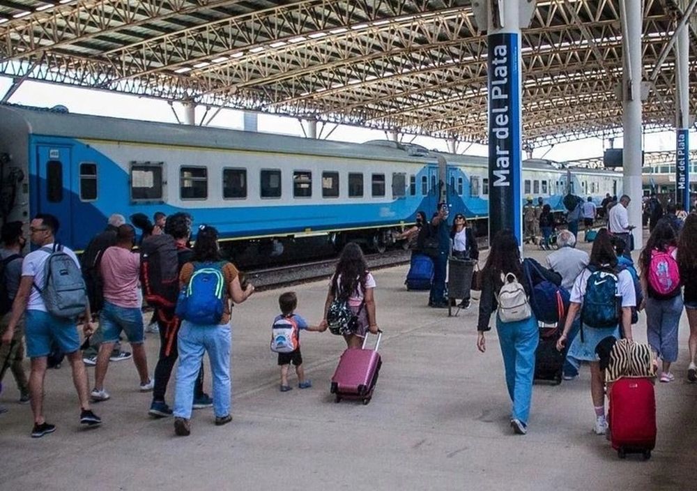 Ya están a la venta los pasajes para los tramos que unen Buenos Aires con Mar del Plata, Bragado y Junín.