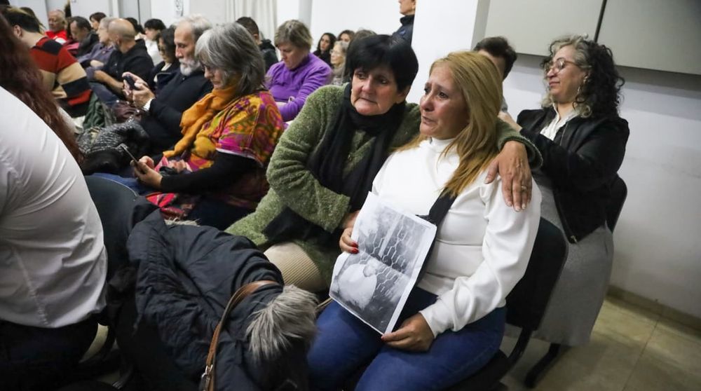 La emoción de familiares y víctimas al conocerse la sentencia.