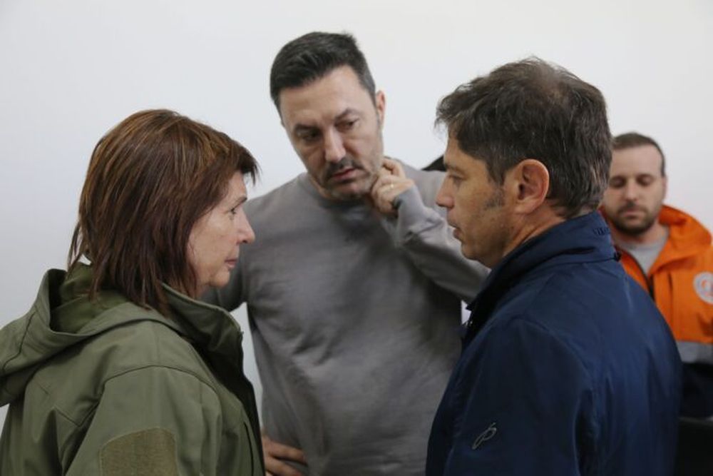 Buillrich, Petri y Kicillof ayer en Bahía Blanca.