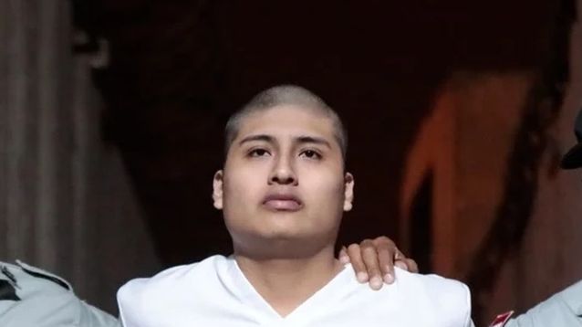 Tony Janzen Valverde Victoriano, alias Pequeño J.