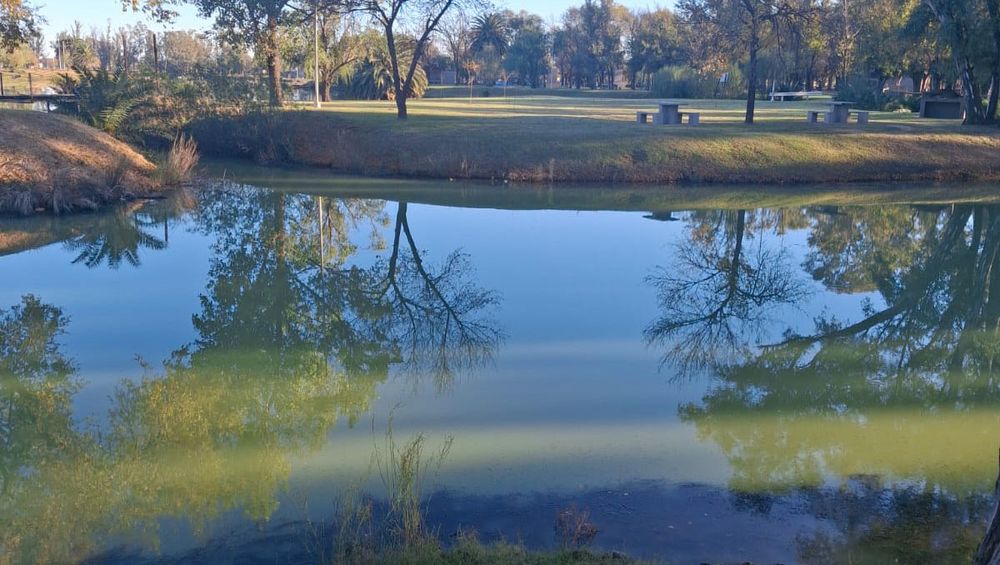 La laguna del Parque Municipal es uno de los espacios más concurridos por los vecinos de General Villegas