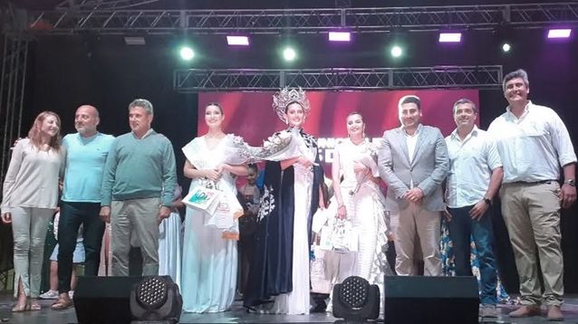 La joven Oriana González como la nueva Embajadora Provincial del Carnaval en la localidad de 25 de Mayo.&nbsp;