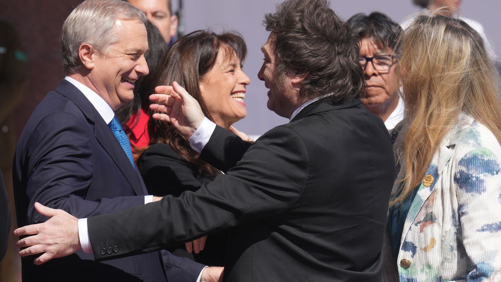 El flamante mandatario de Chile antes del abrazo con Javier Milei.