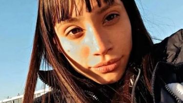 Nara Ludmila Flores fue apuñalada y luego, su agresor prendió fuego el cuerpo. (X)