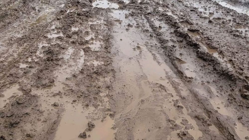 Los vecinos de Ramón Biaus, en alerta por el estado de sus caminos rurales.