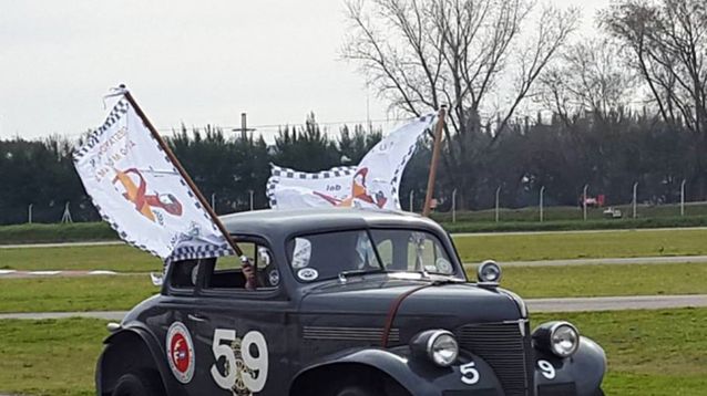 Arrecifes recibe a los fanáticos del automovilismo.