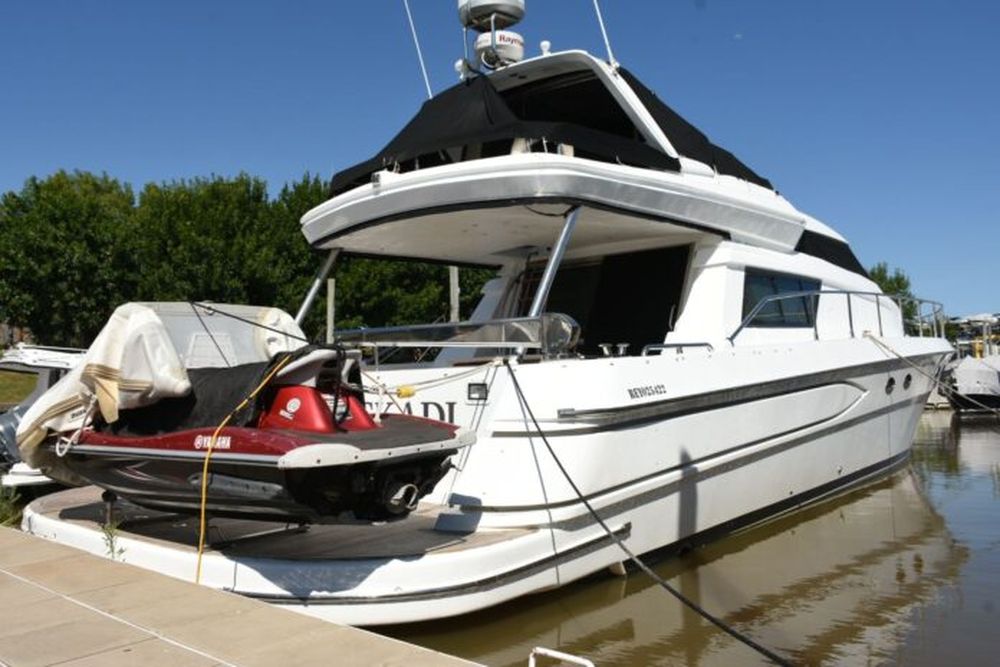 Una de las embarcaciones retenidas por la agencia fiscal en el operativo. (Prensa ARBA)