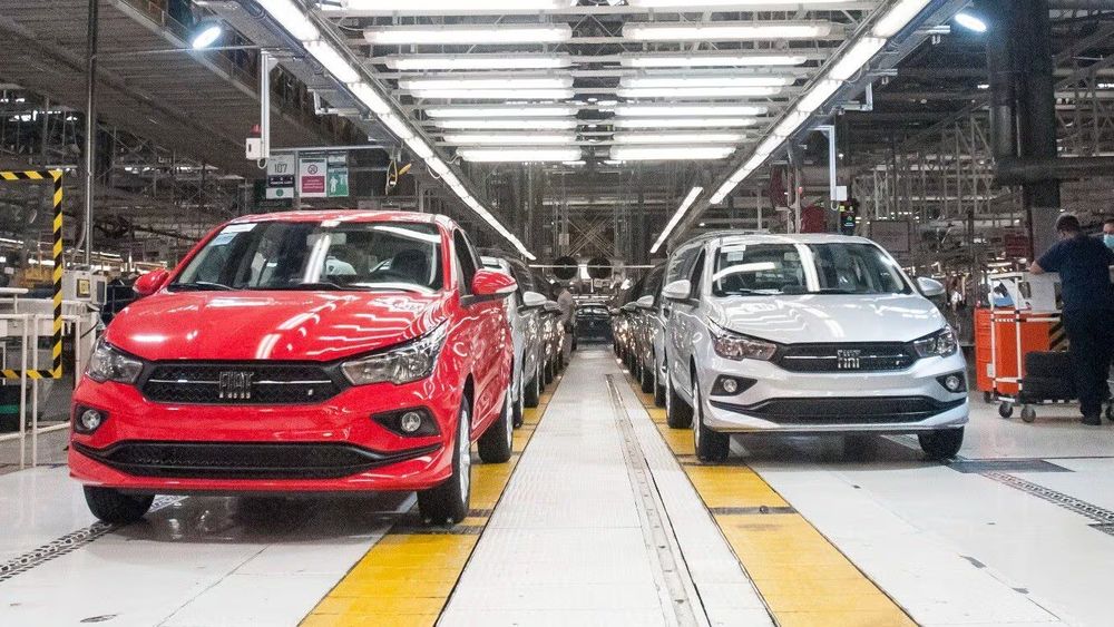 Una serie de autos 0 km. Una serie de autos 0 km.