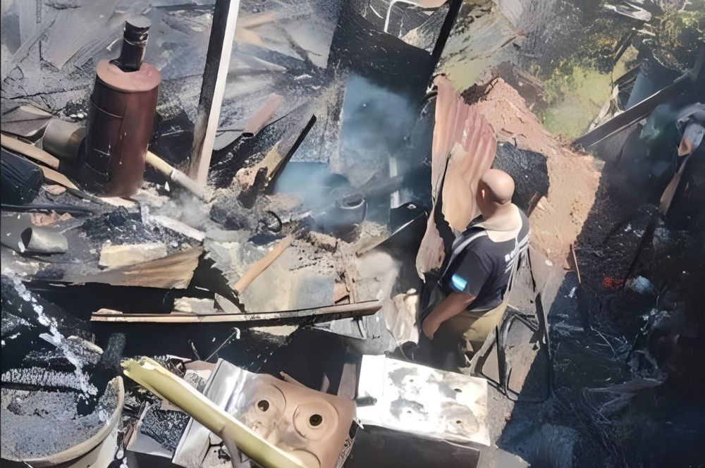 Parte de lo perdido tras el incendio.