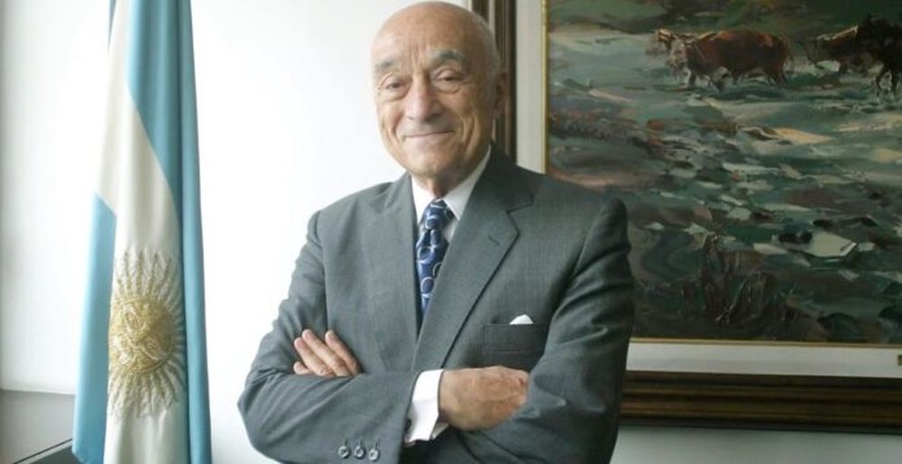 El empresario Enrique Eskenazi murió a los 99 años.