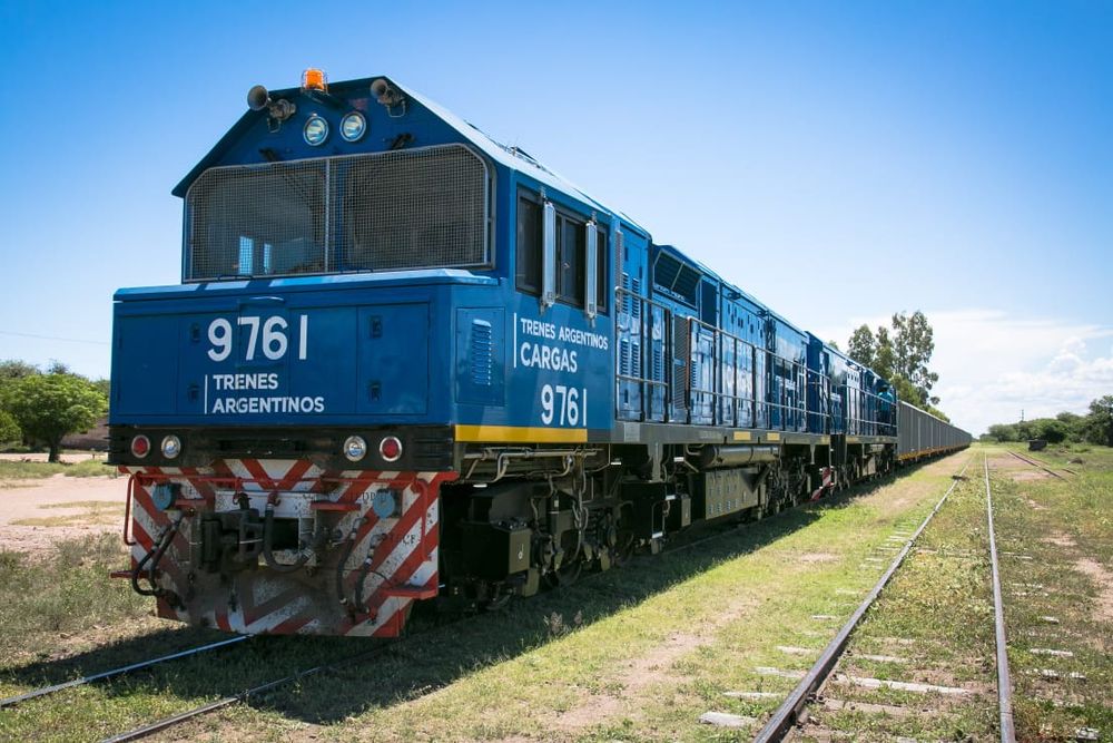 Subió la utilización de los servicios de transporte de carga.