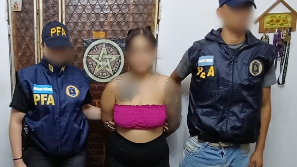 Los detenidos por la muerte del soldado en Quinta de Olivos contaban con el apoyo de cuatro mujeres fuera de la cárcel. Los detenidos por la muerte del soldado en Quinta de Olivos contaban con el apoyo de cuatro mujeres fuera de la cárcel.